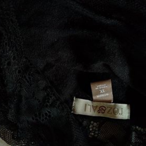 Blouse - Picture 4 of 5